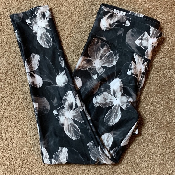 Jockey Leggings Size Small floral design black gray and white good condition - Picture 4 of 7